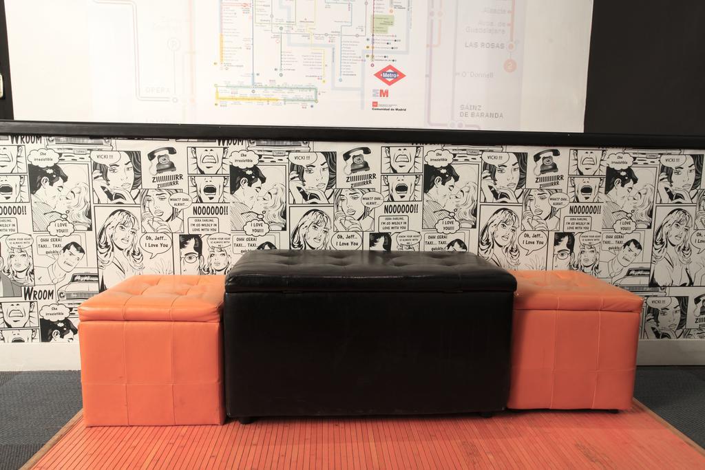 Hostels Meetingpoint Madrid Extérieur photo