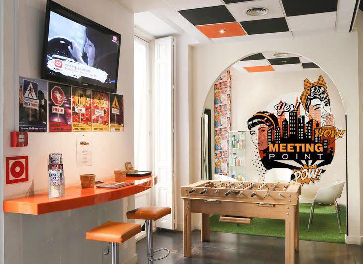 Hostels Meetingpoint Madrid Extérieur photo
