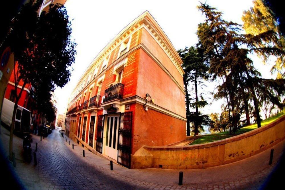 Hostels Meetingpoint Madrid Extérieur photo